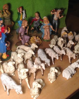 Presepe completo altezza 15cm 43 pezzi (nr1)