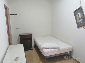 Afittasi camere studentesse napoli