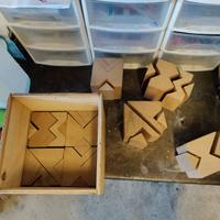 cubo puzzle a incastro di legno