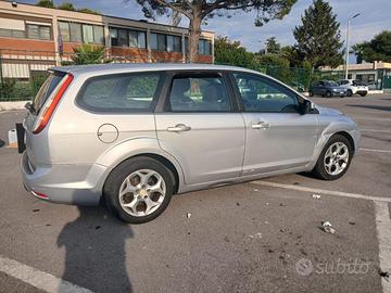 FORD FOCUS 1.6 BENZ/GPL 2010 2à SERIE GEMMA BIANCA