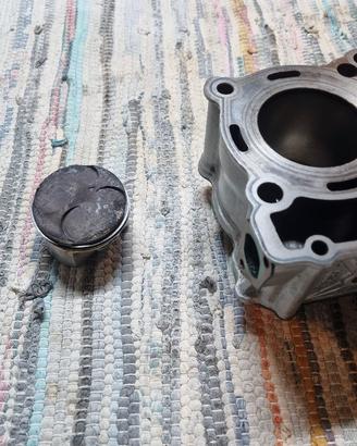GRUPPO CILINDRO E PISTONE APRILIA SX 125