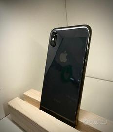 IPHONE X - Usato Grado A - 64 Gb di memoria