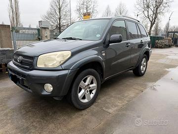TOYOTA RAV4 WTI - 4x4 - CAMBIO AUTOMATIVO - GPL