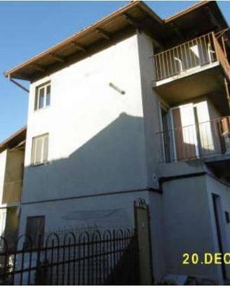 Immobile in asta di 211 m² con 4 locali a Strona