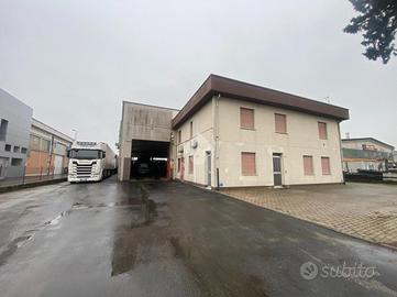 CAPANNONE A REGGIO NELL'EMILIA