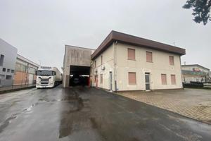 CAPANNONE A REGGIO NELL'EMILIA