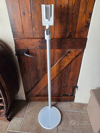 Floor dock dyson 