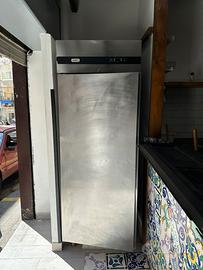 Frigorifero professionale