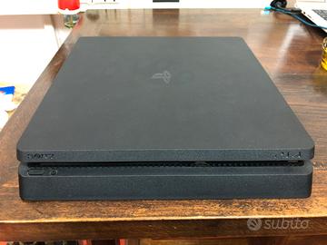 PS4 SLIM 1T PERFETTA CON 2 CONTROLLER