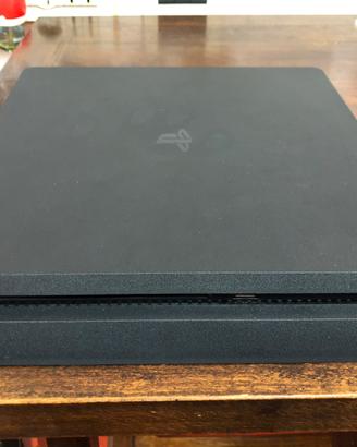 PS4 SLIM 1T PERFETTA CON 2 CONTROLLER