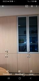 Armadio/archivio  per ufficio con serrature.