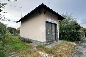 NEGOZIO A NOVI LIGURE