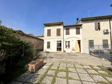 CASA INDIPENDENTE A REDONDESCO