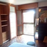 Stanza singola in villetta con giardino