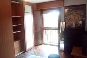 Stanza singola in villetta con giardino