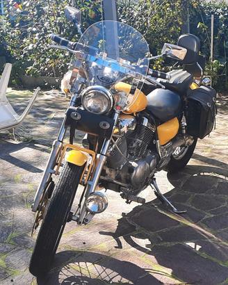 Yamaha XV 535