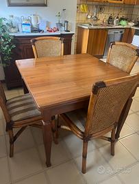 Tavolo 4 posti, allungabile prezzo trattabile
