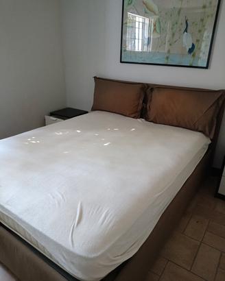 letto matrimoniale  con contenitore