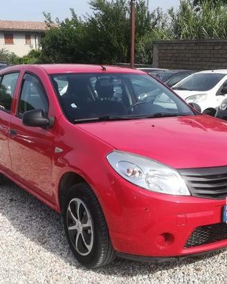 DACIA Sandero SI ZTL OK NEOPATENTATI G.P.L. SCAD