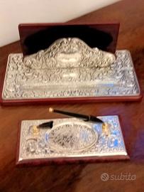 Set da scrivania in mogano e argento. 925, stimato