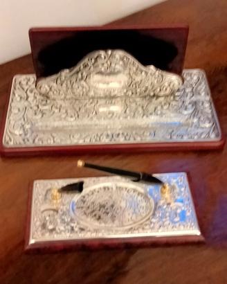 Set da scrivania in mogano e argento. 925, stimato