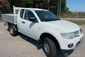 Pick up mitsubishi L200 CASSONE FISSO