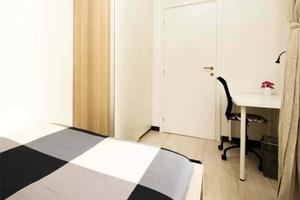 Stanza in appartamento di 99 m² a Milano