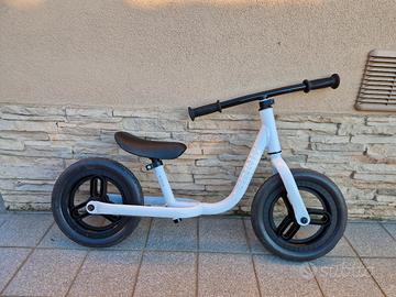 B'Twin Runride 100  bici senza pedali 2-4 anni