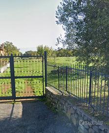 Terreno con pozzo e corrente