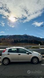 Fiat Punto Street 2015 – Ideale per neopatentati