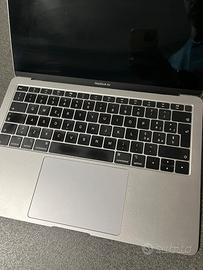 MacBook Air 13”