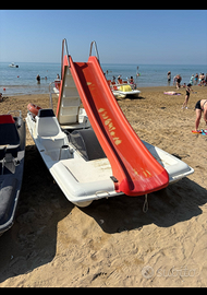 Pedalo'_ moscone 4 posti con scivolo