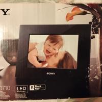 SONY CORNICE DIGITALE S-FRAME DPF-C70A  Led displa