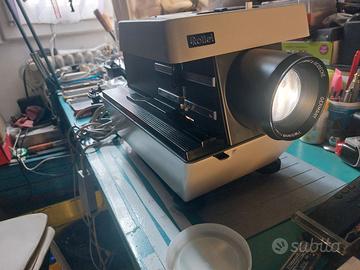 Diaproiettore Rollei