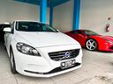 volvo-v40-d2-1-6-powershift-momentum