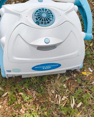 Robot pulisci piscina