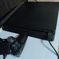PlayStation 4 con giochi 