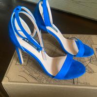 Sandali con tacco alto