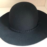 Cappello Gaudì nero tesa larga feltro (100% lana)