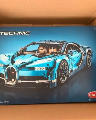 LEGO Technic 42083 Bugatti Chiron sigillato