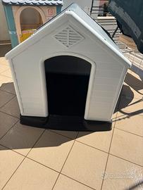 Cuccia per cani  + materassino + cancelletto
