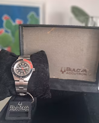 Bulova Accutron Devil Diver vintage 666