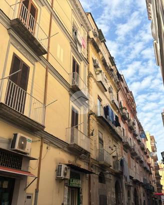MONOLOCALE A CASTELLAMMARE DI STABIA