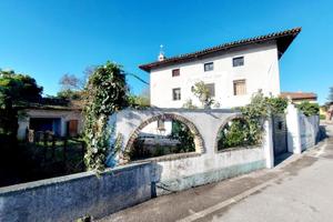 ACCOGLIENTE IMMOBILE COMPOSTO DA LOCANDA E ABIT...