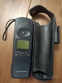 Telefono satellitare