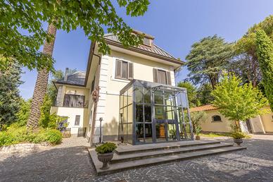 VILLA SINGOLA A VELLETRI