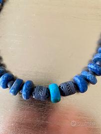 Collana etnica in pietre blu lapislazzuli