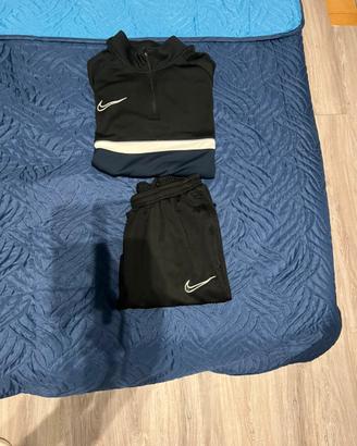Tuta nike