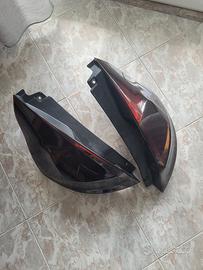 Coppia di fari oscurati per Ford Fiesta