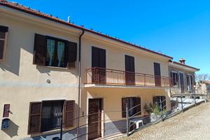 Casa semi indipendente con giardino e terrazzo